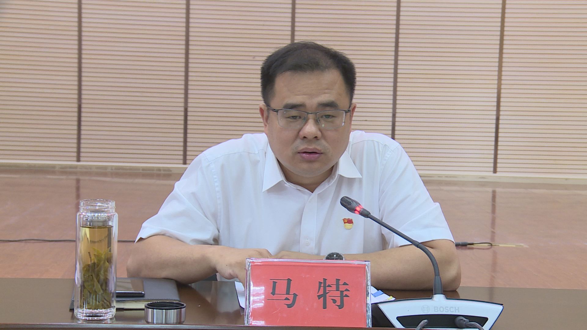 dgfh00000000.jpg dgfh00000000.jpg